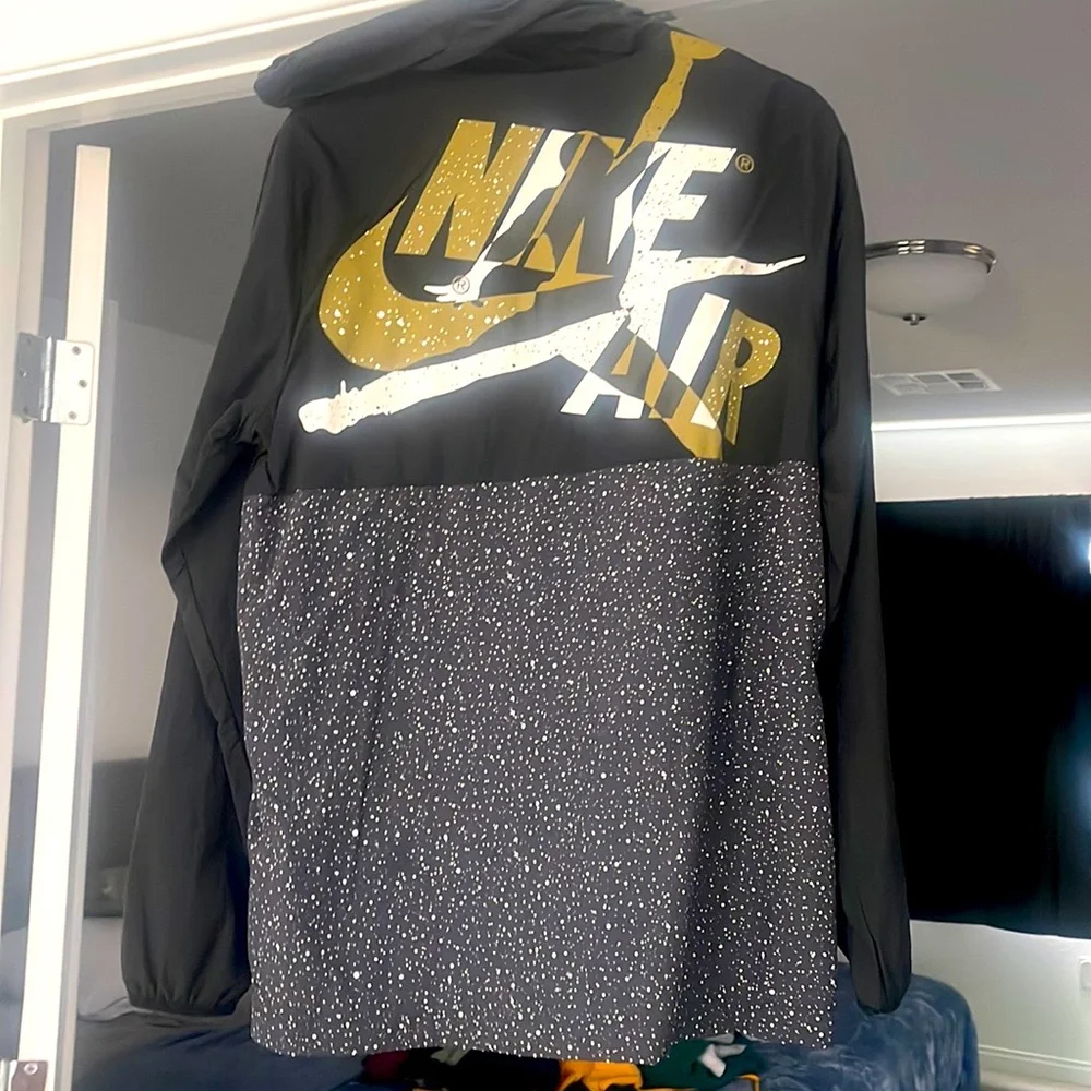 Nike Zip Up - Picture 1 of 3